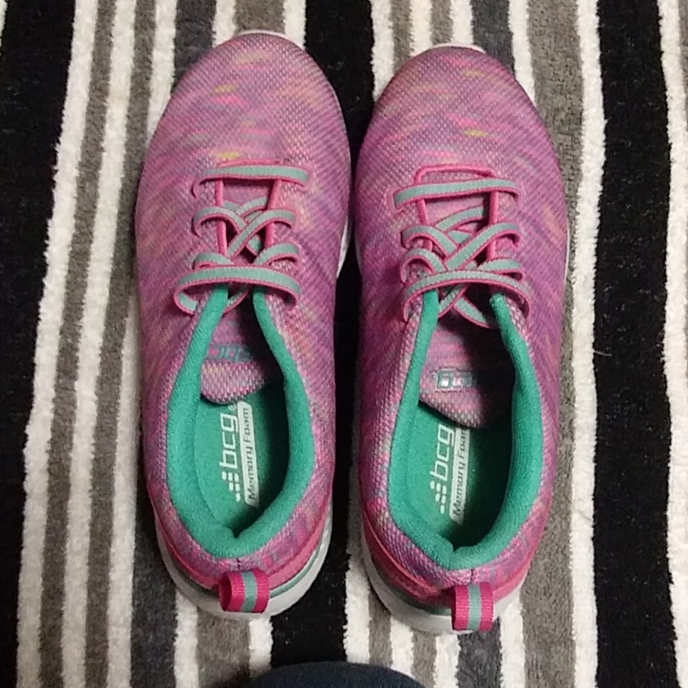 Running shoes